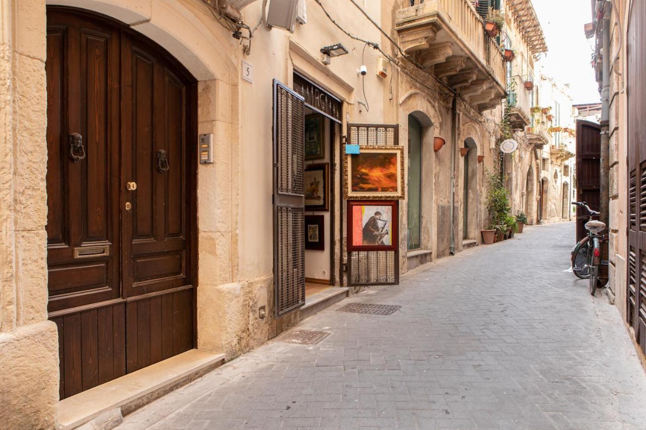 Appartamento Al Consiglio Reginale By Wonderful Italy Siraküza Dış mekan fotoğraf